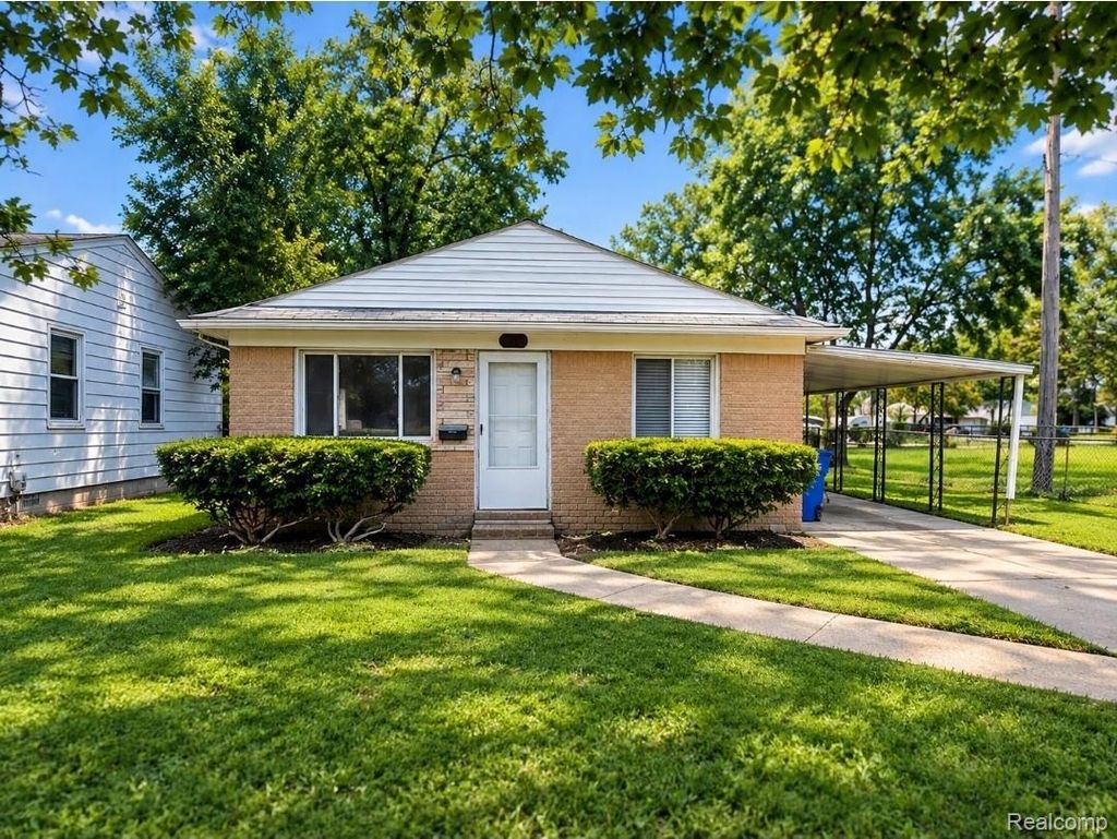 6793 Prospect Avenue, Warren