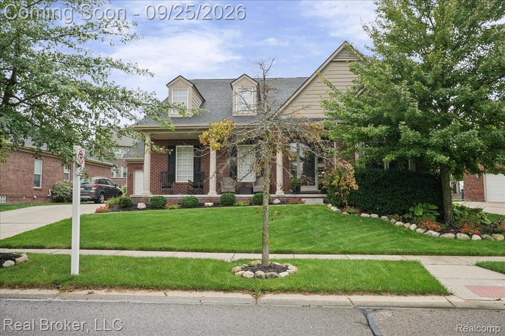 51285 Upland View Street, Canton