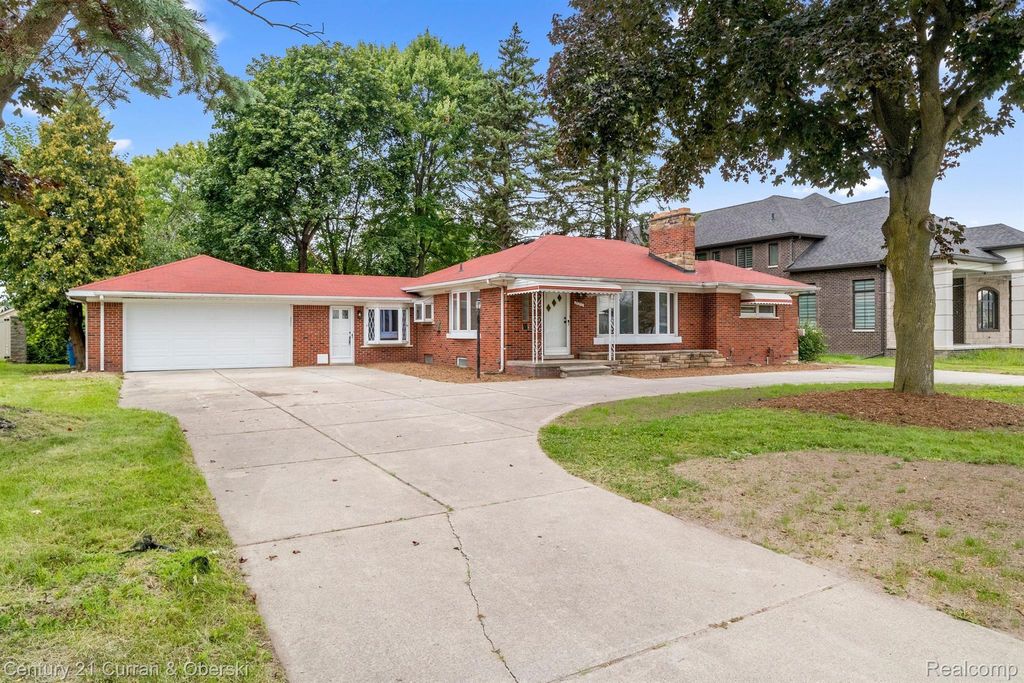 27210 Doxtator Street, Dearborn Heights