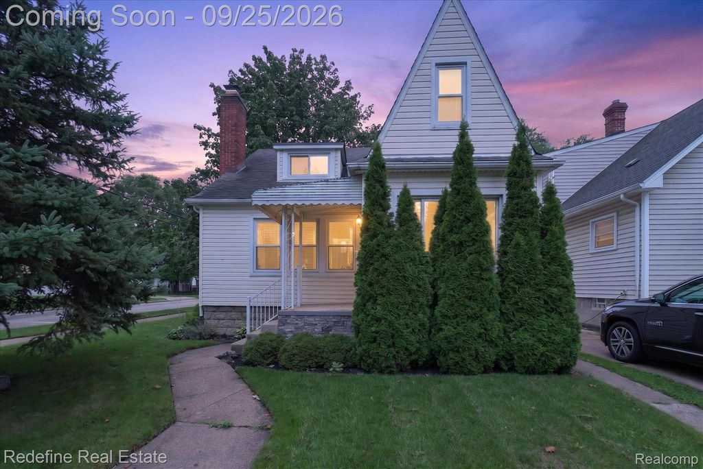1026 S Wilson Avenue, Royal Oak