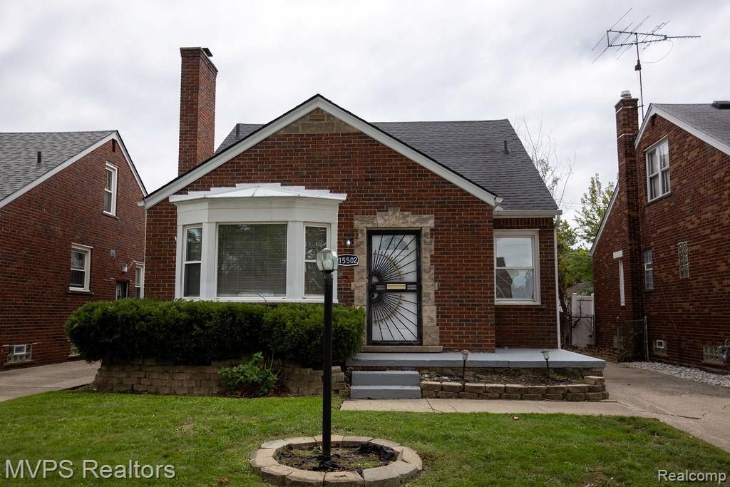 15502 Collingham Drive, Detroit