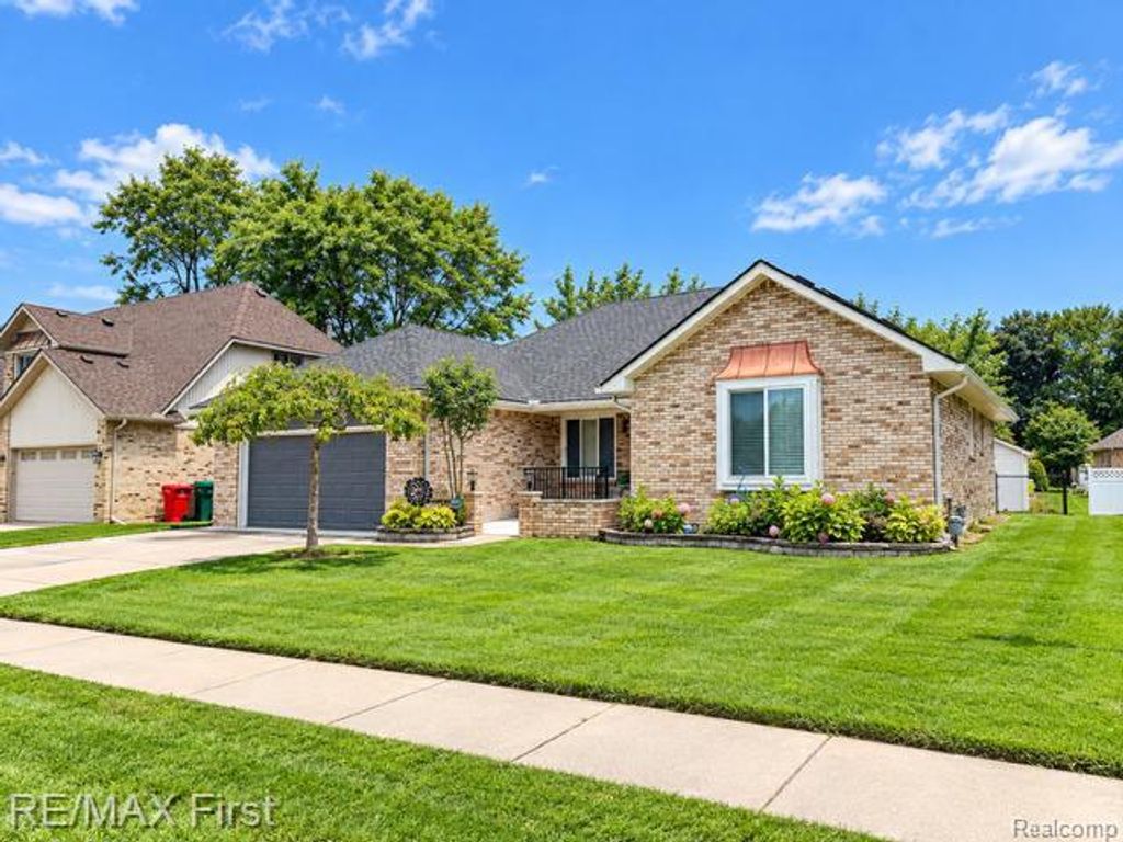 46210 Jackson Drive, Macomb