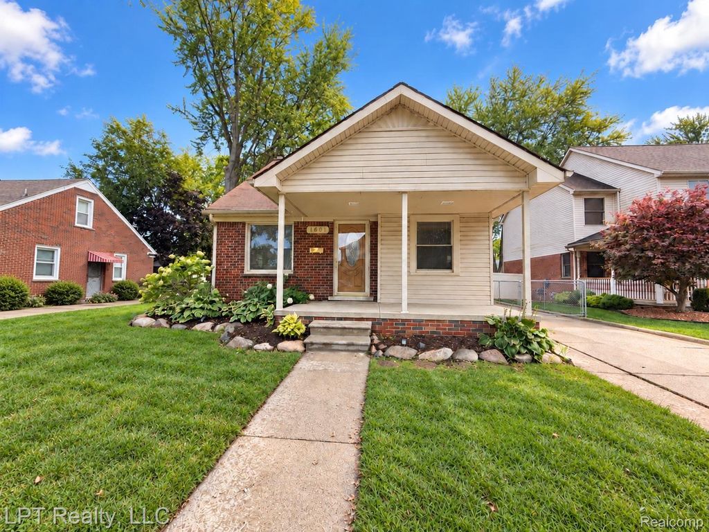 1601 11th Street, Wyandotte