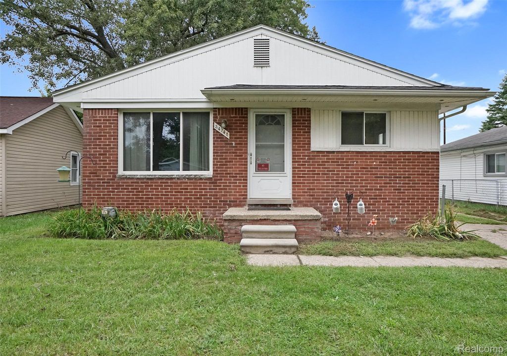 34748 Glen Street, Westland