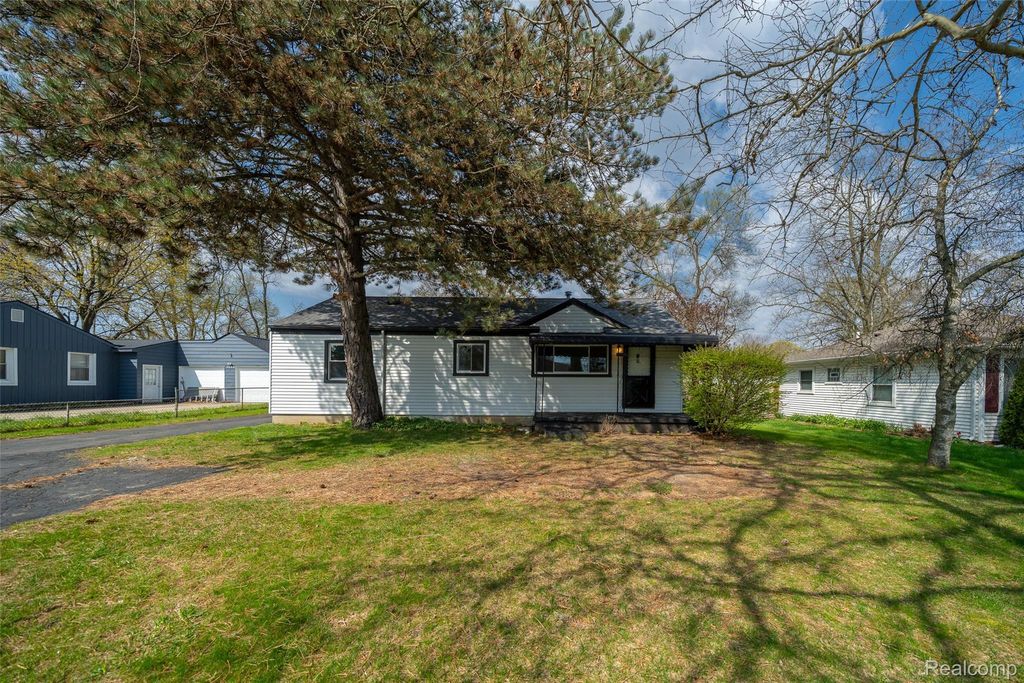 5357 Sashabaw Road, Independence charter township