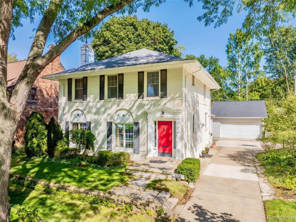 1258 Bedford Road, Grosse Pointe Park