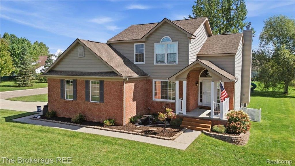 1087 Deer Creek Trail, Grand Blanc