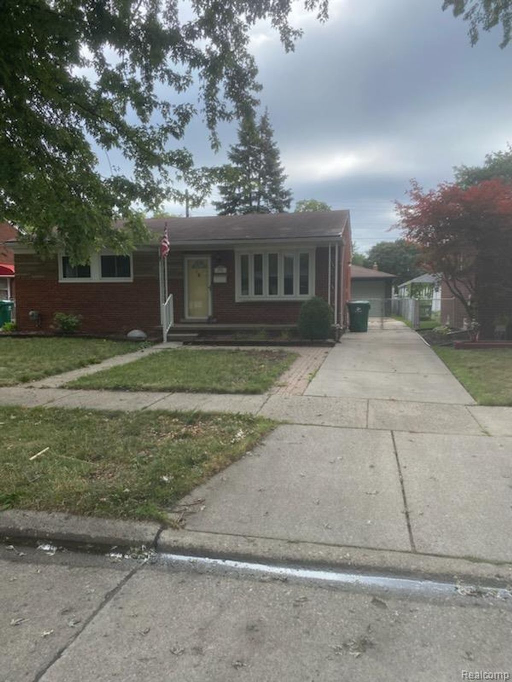 24794 Greenbrier Avenue, Eastpointe