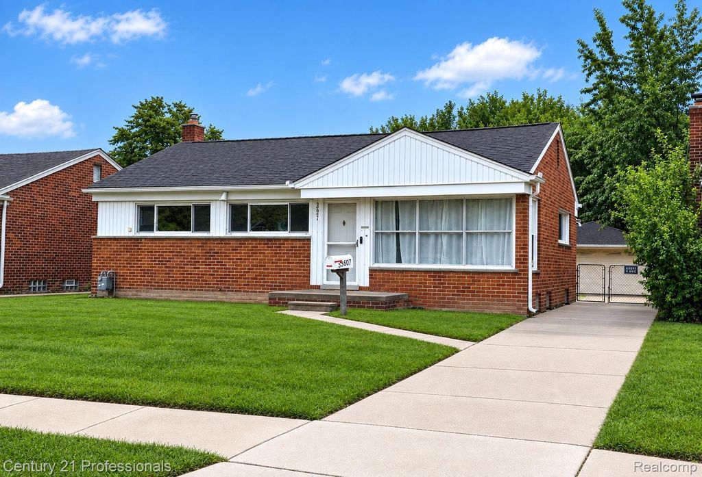 33071 Barton Street, Garden City city