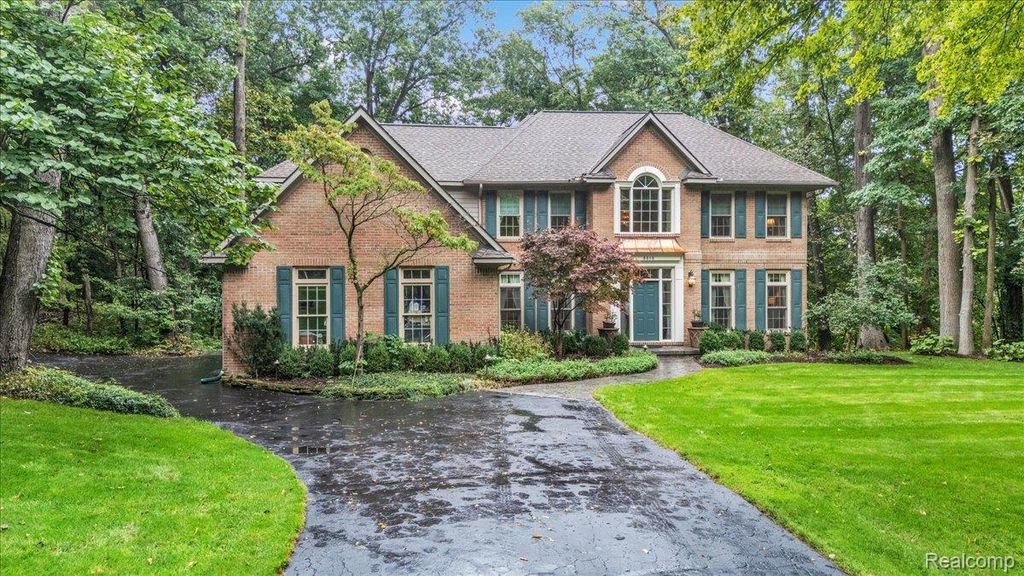 8818 Morning Mist Drive, Clarkston