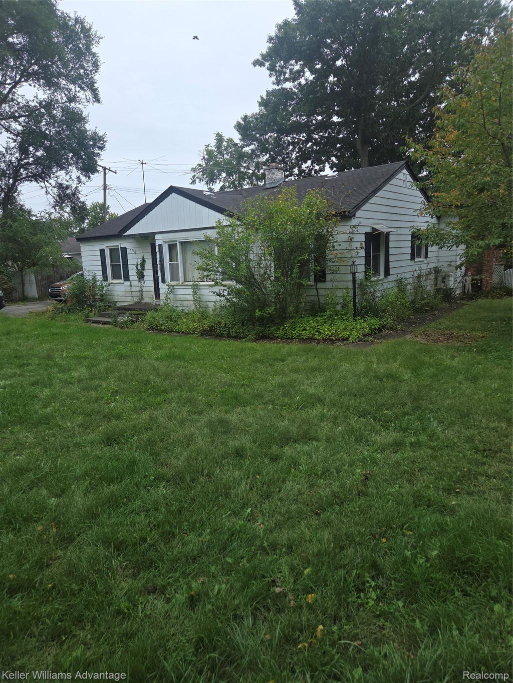 3835 Oak Knoll Road, Waterford charter township