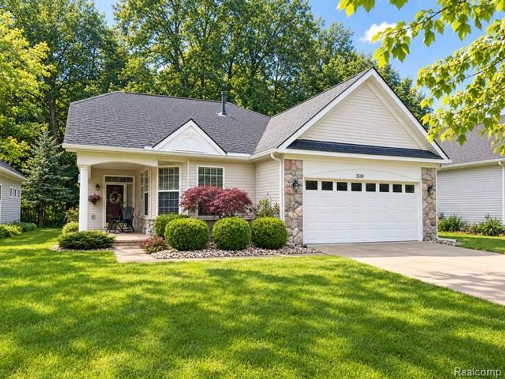 3510 Riverside Drive, Auburn Hills
