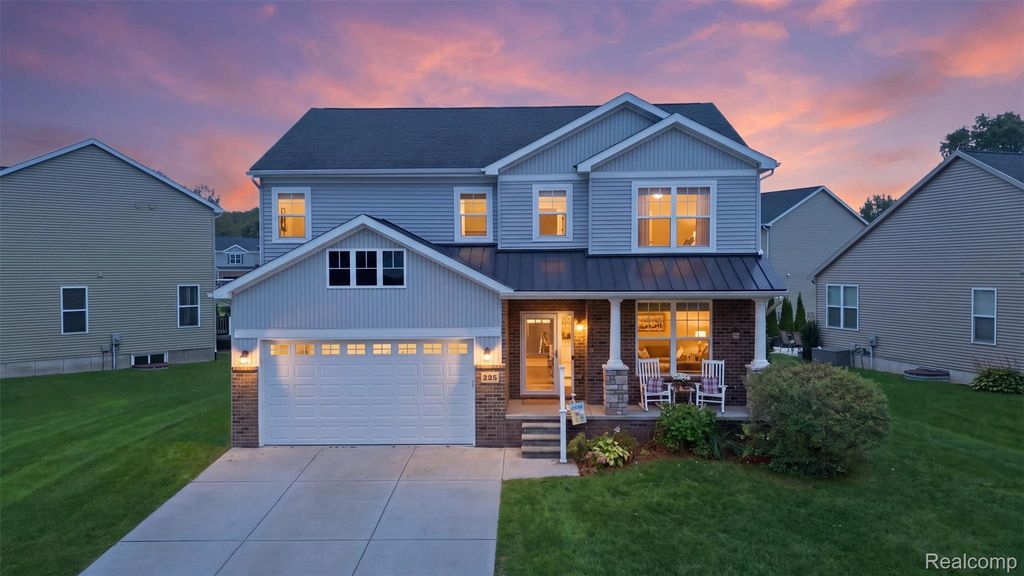 235 Crystal Wood Circle, Marion township