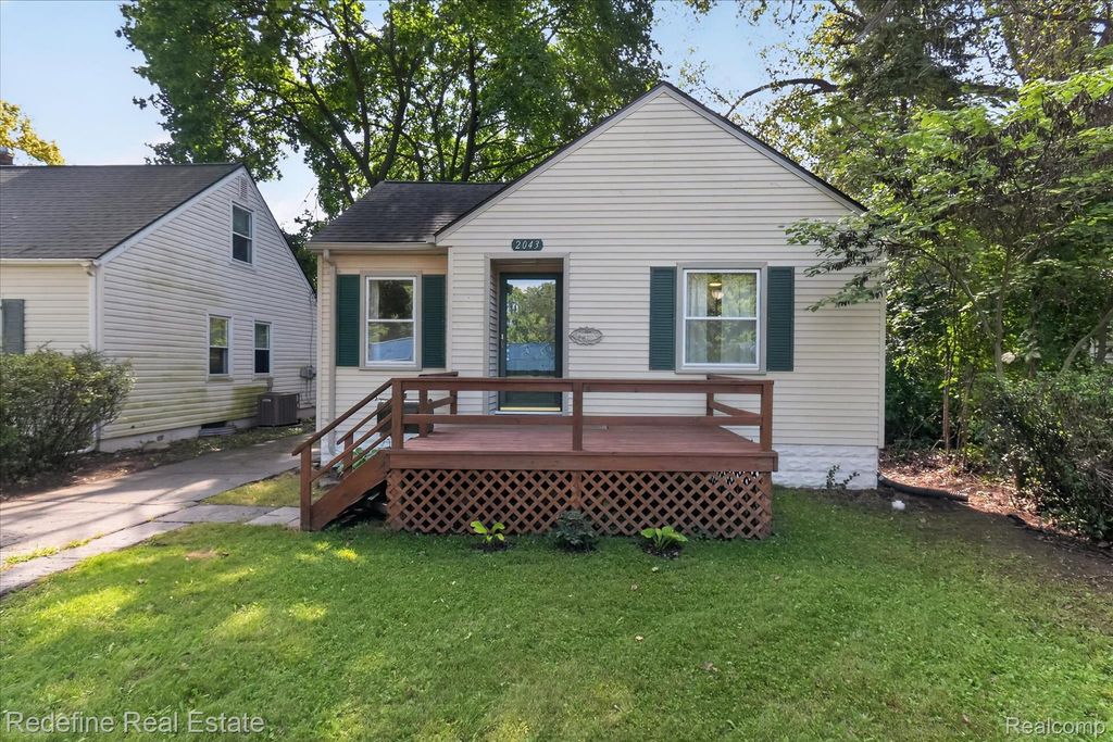 2043 Harding Avenue, Ypsilanti