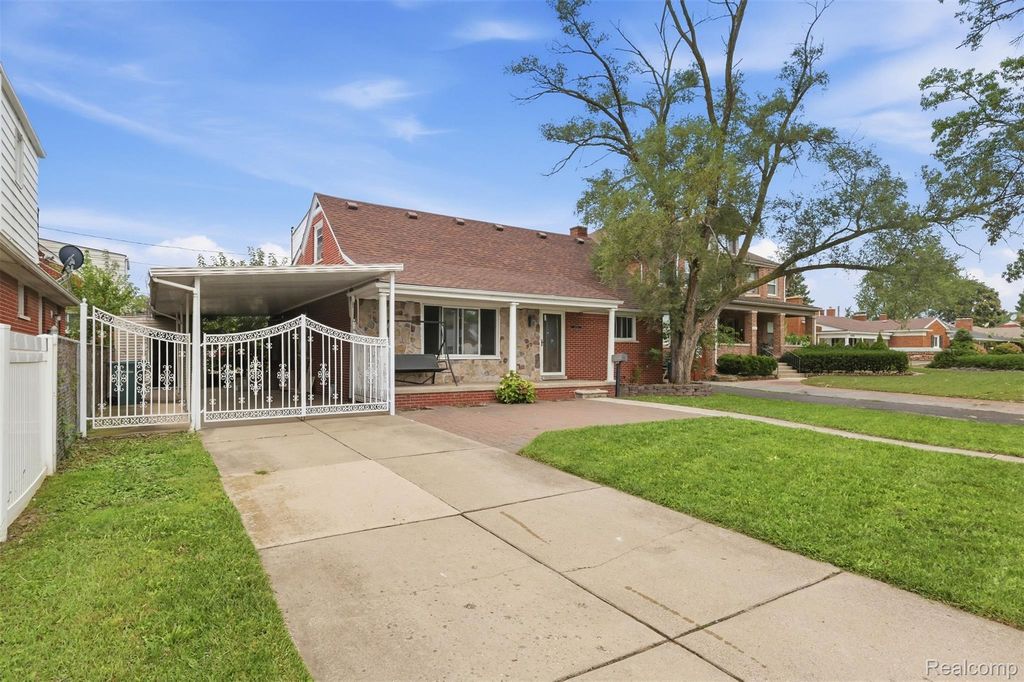 18116 Outer Drive, Dearborn