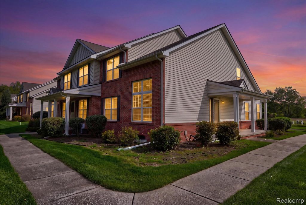 10207 Sunrise Drive, Grand Blanc
