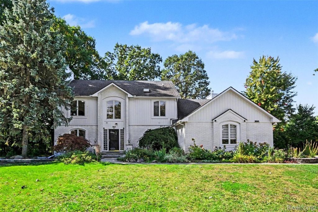 31888 Bristol Lane, Farmington Hills