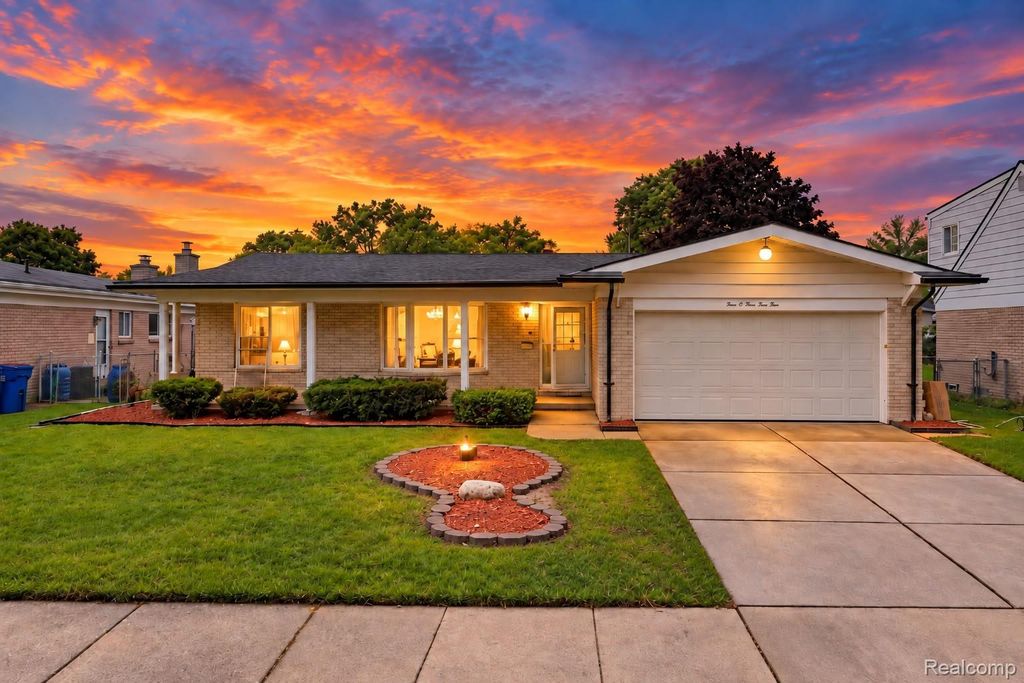 30345 Lund Avenue, Warren