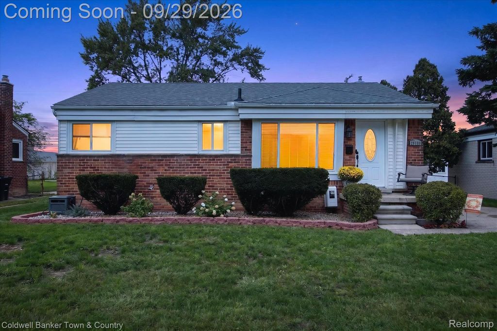 29100 Elmira Street, Livonia city