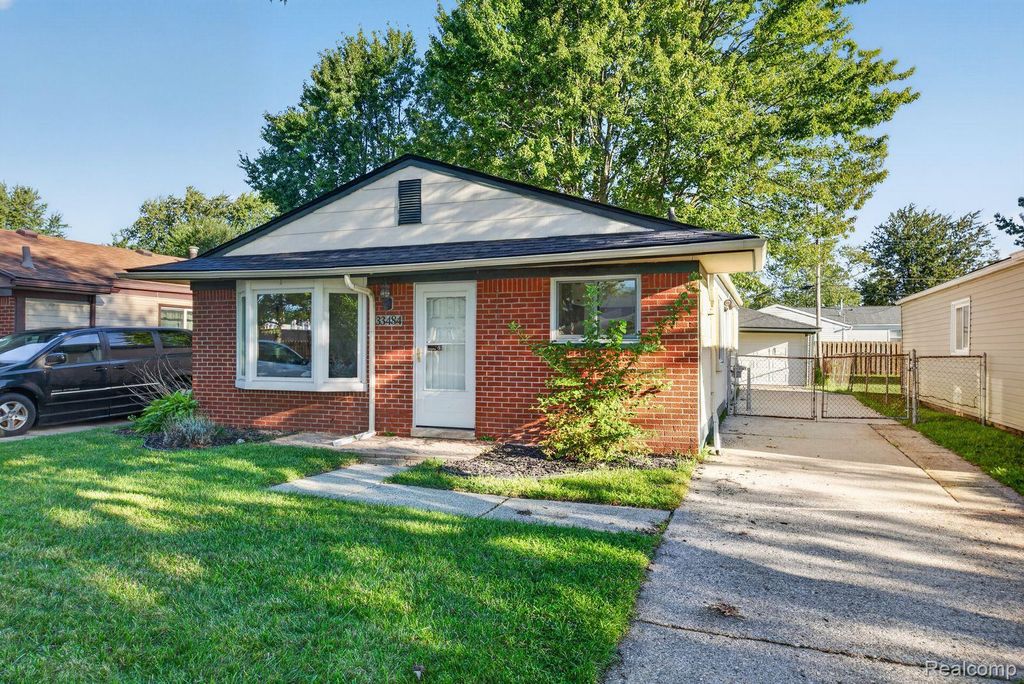 33484 Krauter Street, Westland