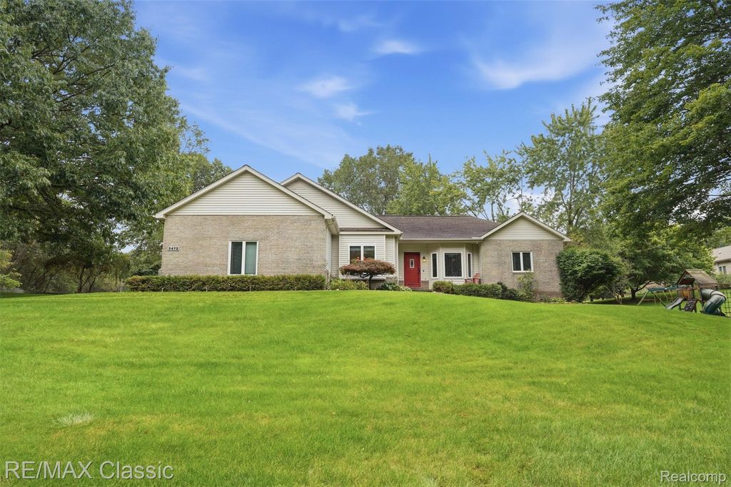 5472 E Alyssa Court, White Lake