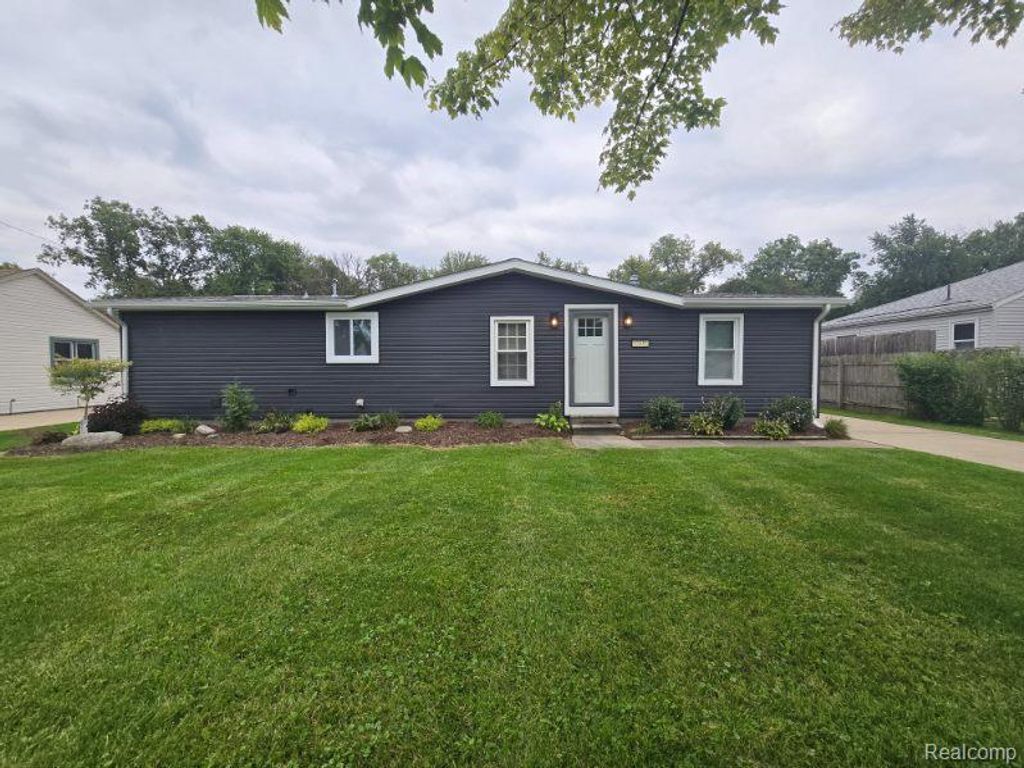 10681 Katherine Street, Taylor