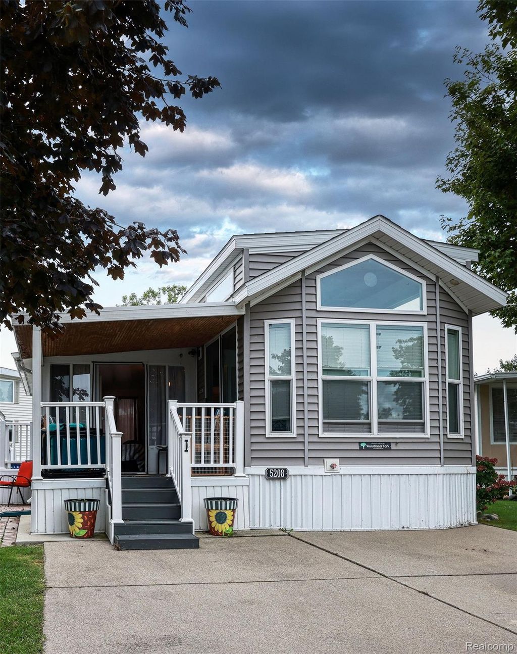 5208 Saratoga Lane, Lexington