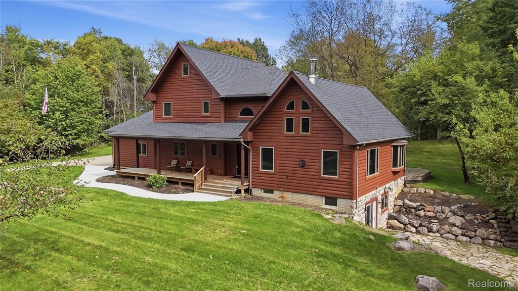 4443 Lanney Lane, Metamora