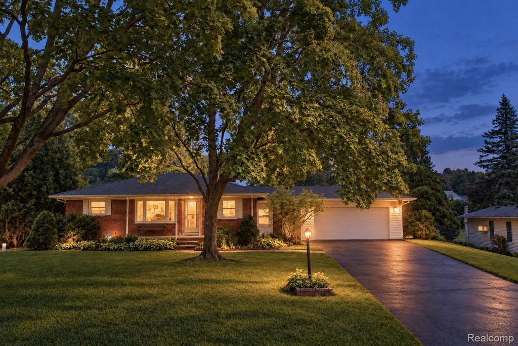 2627 Holland Street, Lake Orion