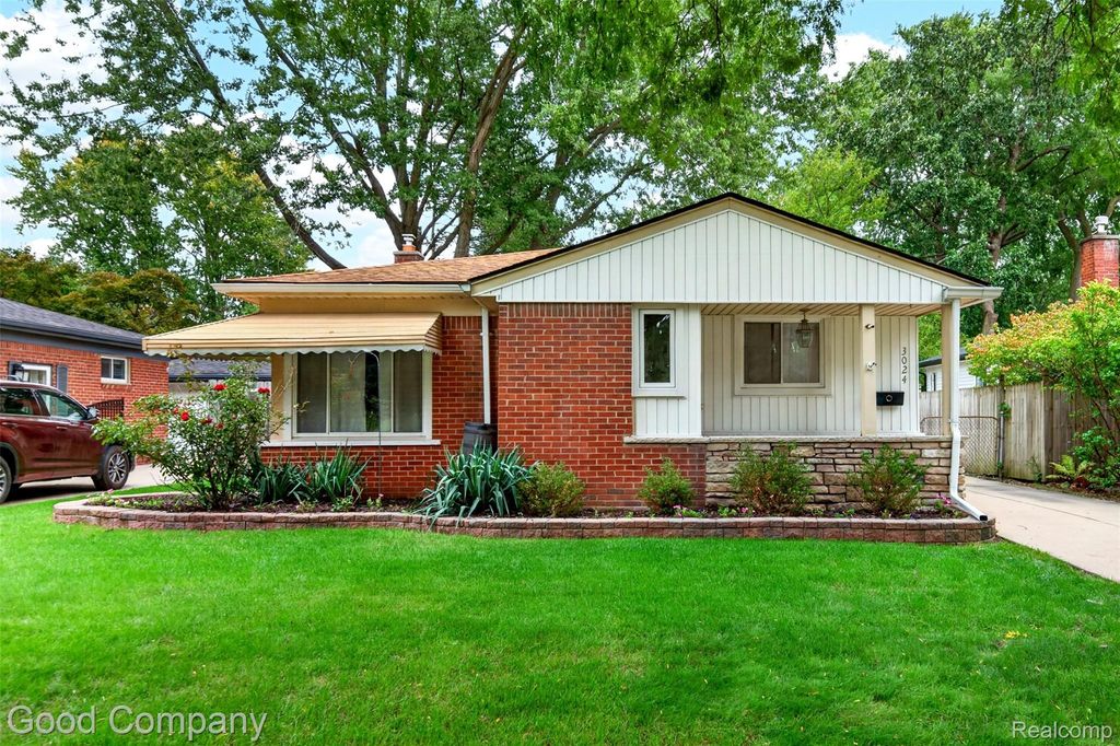 3024 Marais Avenue, Royal Oak