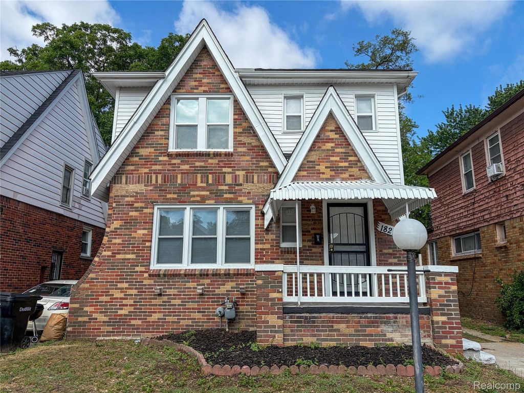 18217 Prairie Street, Detroit
