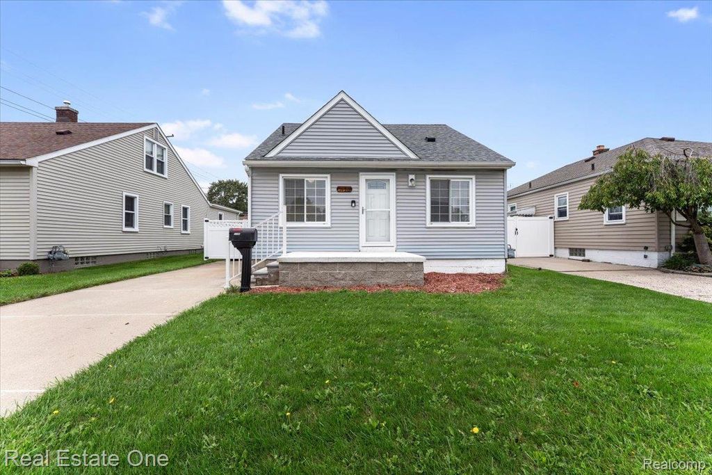 1136 10th Street, Wyandotte