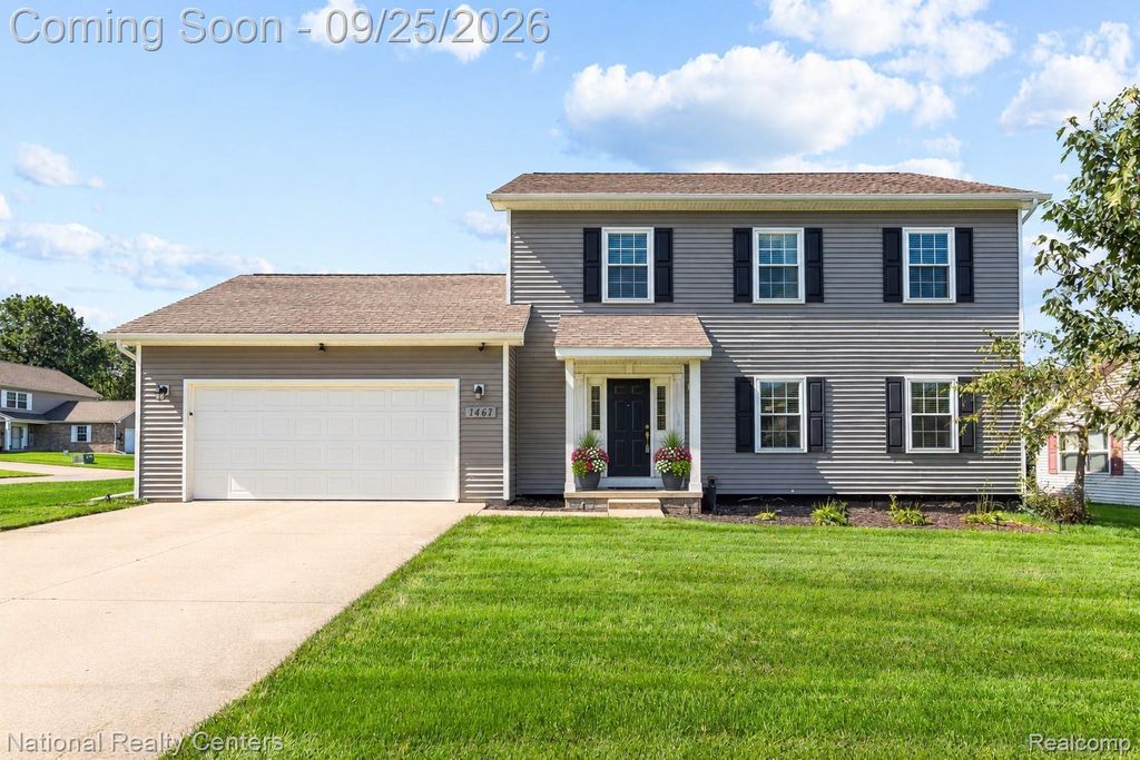 1461 Scotland Yard Drive, Commerce charter township