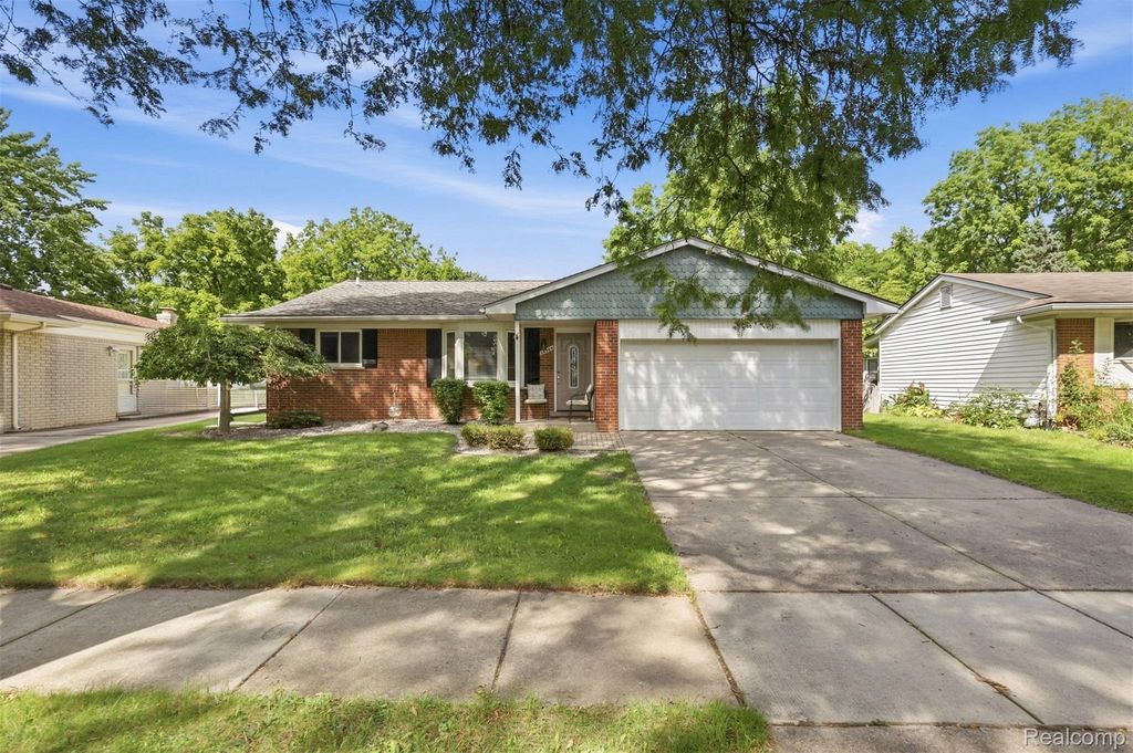 39964 Coronation Road, Canton