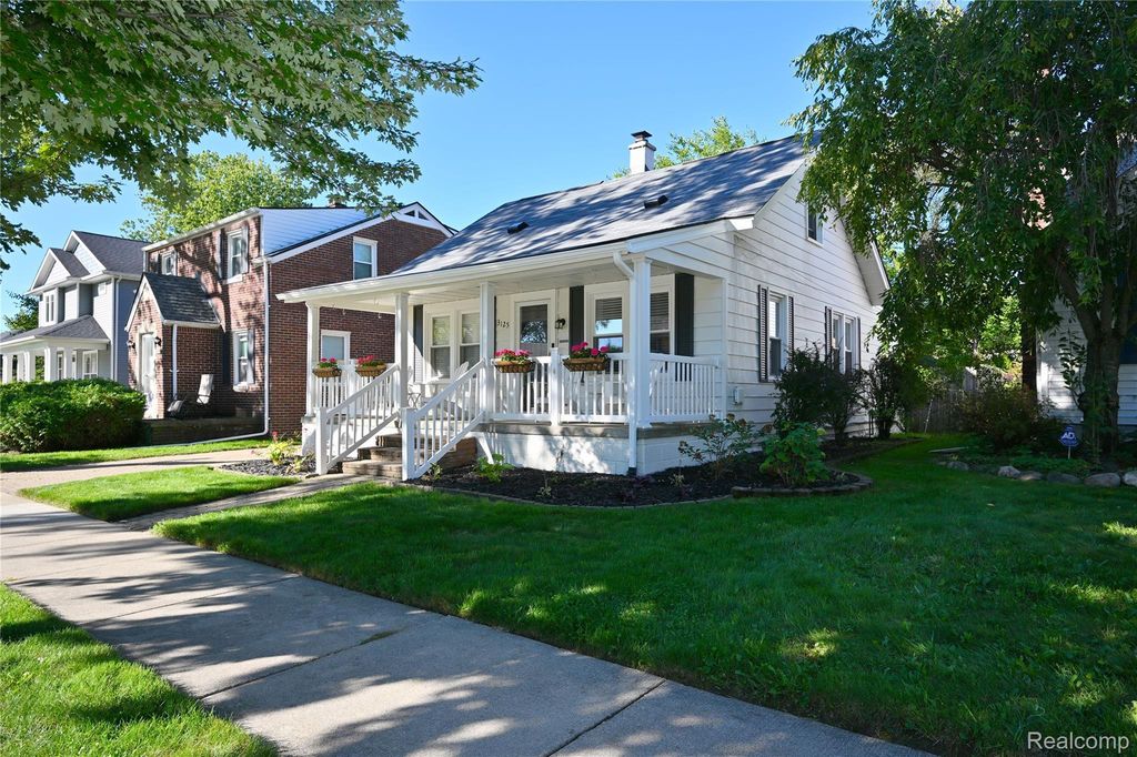 3125 Tyler Avenue, Berkley
