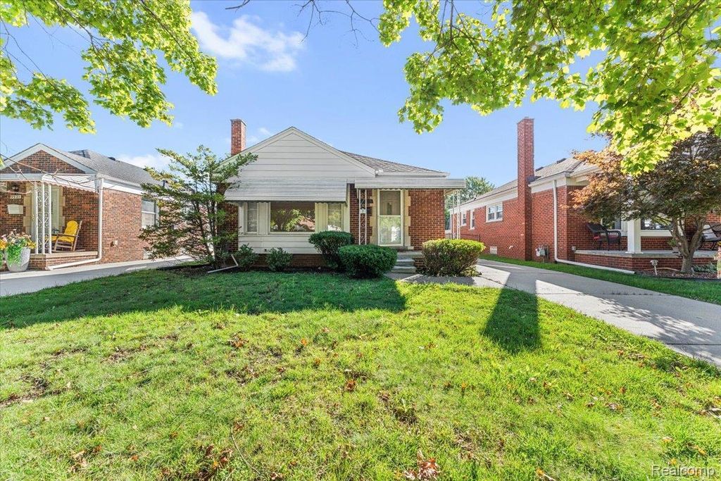 9929 Carter Avenue, Allen Park