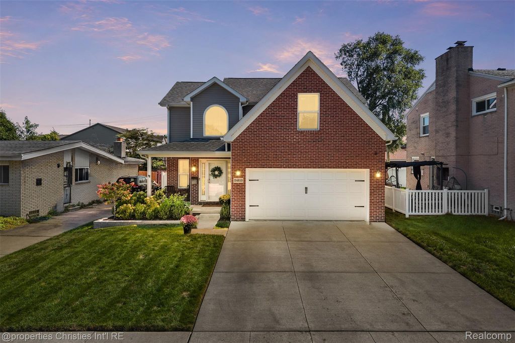 24610 Manistee Street, Oak Park