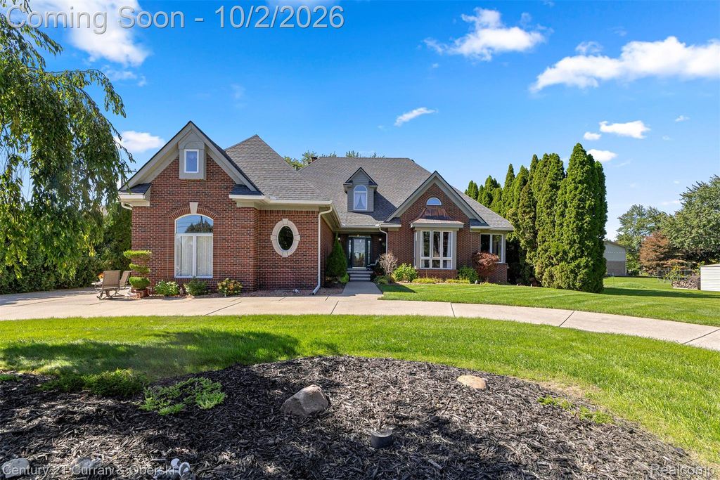 20175 Gill Road, Livonia