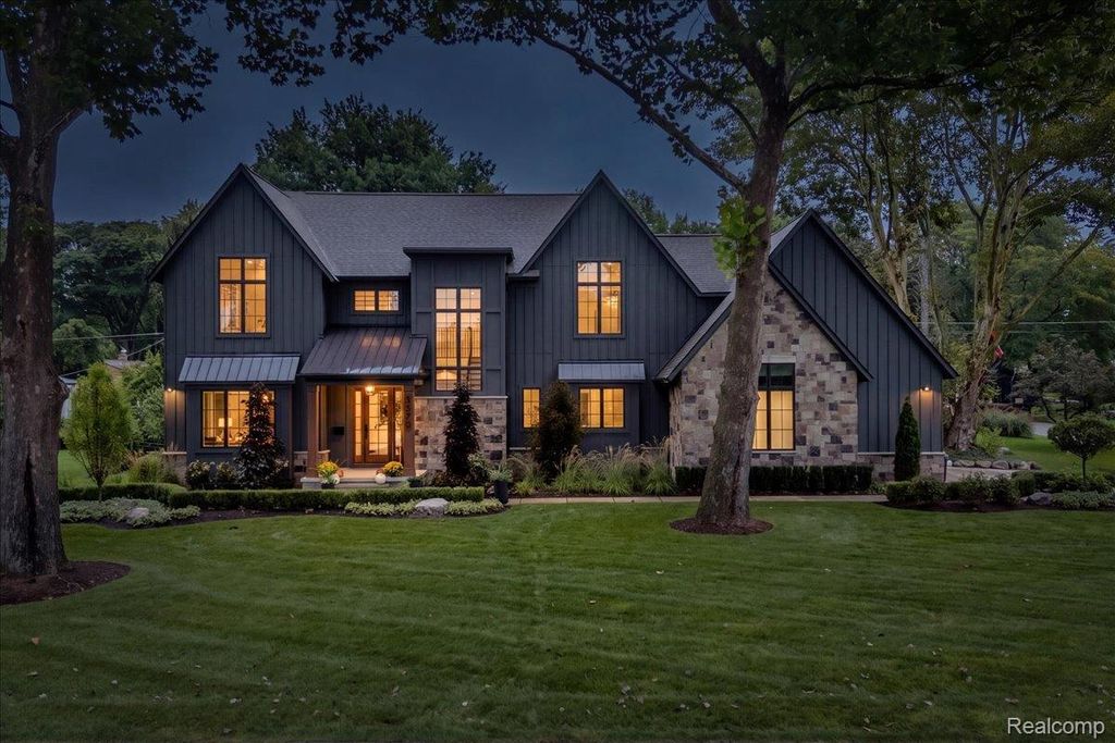 3570 Berkshire Drive, Bloomfield Hills