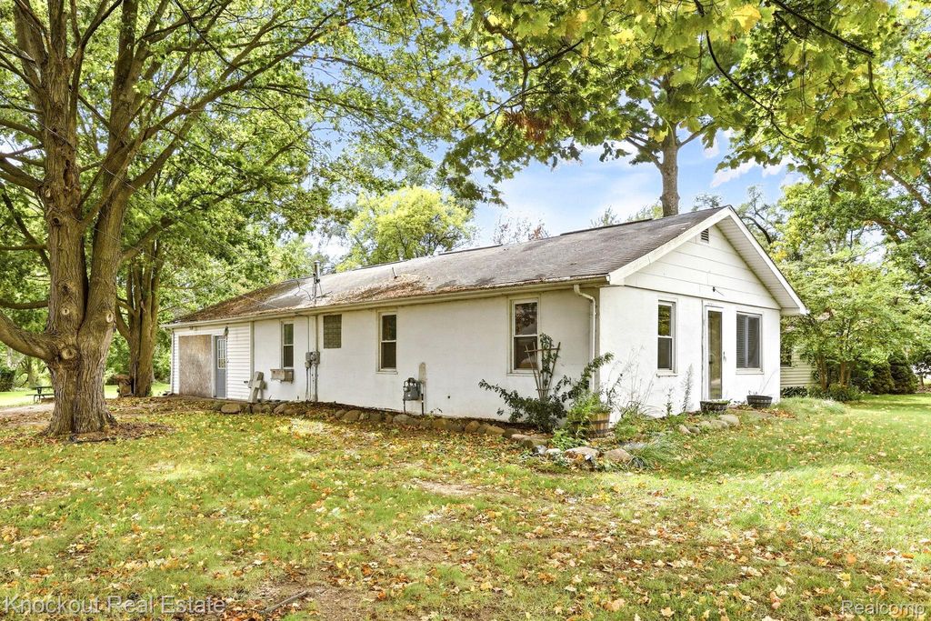 8811 Van Cleve Road, Vassar
