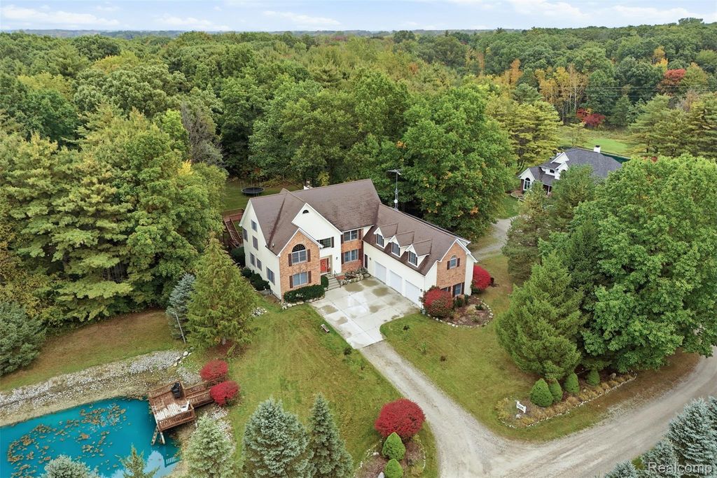 5160 Vine Street, St Clair
