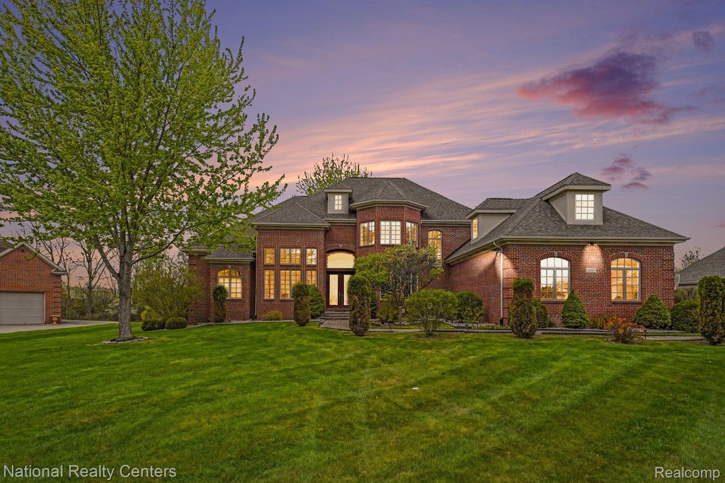 16987 Kings Fairway Lane, Grand Blanc