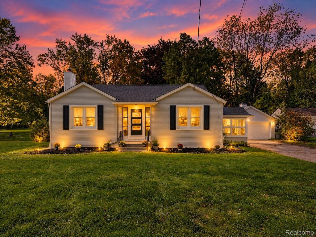 1493 Merry Road, Waterford