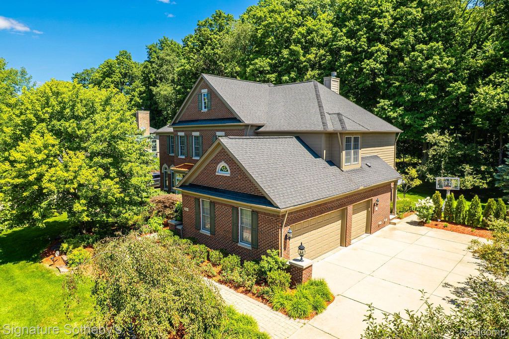 16324 Brook Trout Lane, Northville