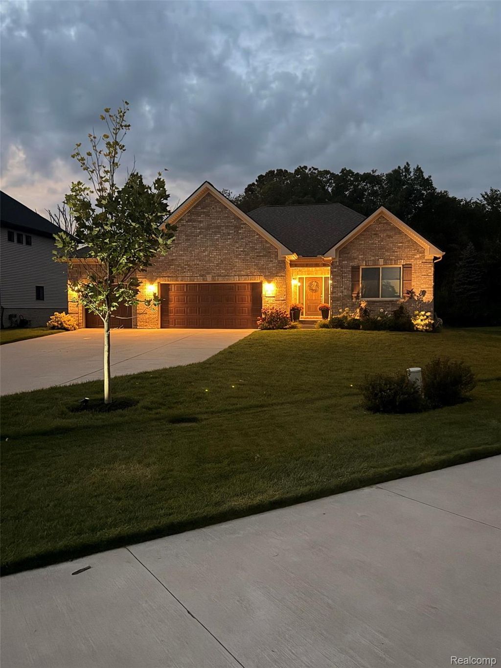 3073 Waldon Meadows Drive, Lake Orion