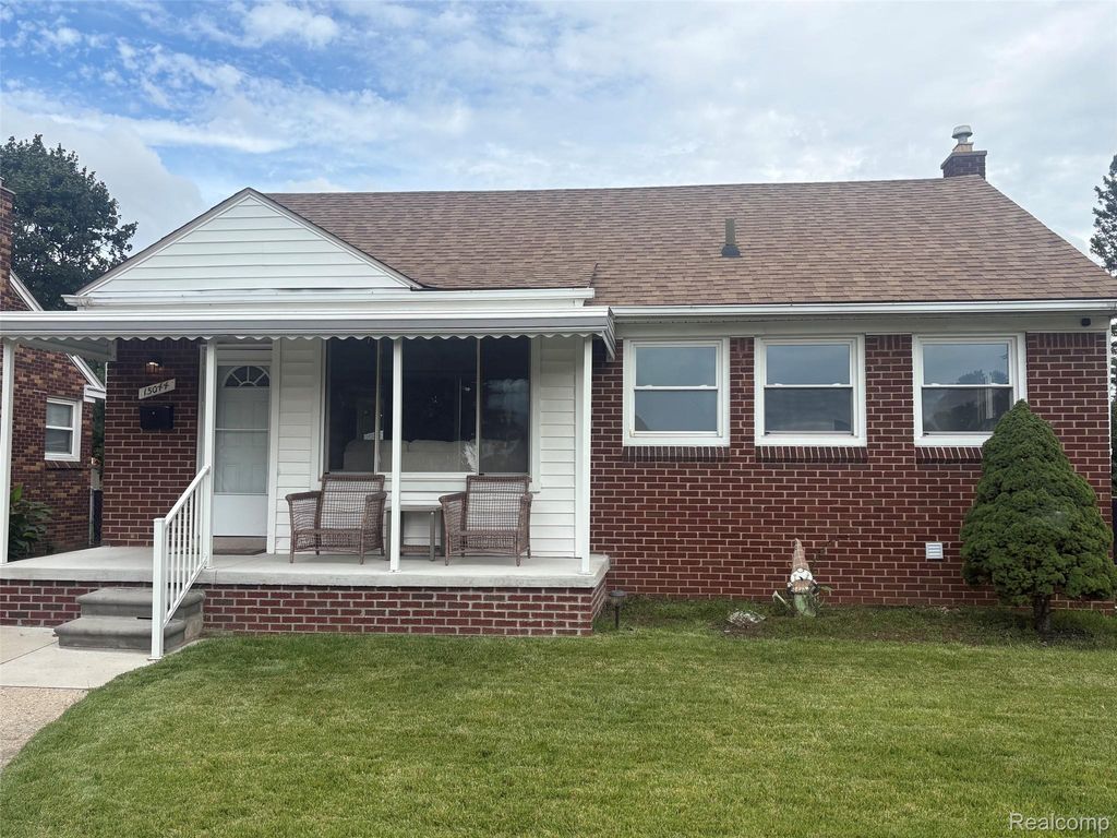 15044 Oceana Avenue, Allen Park