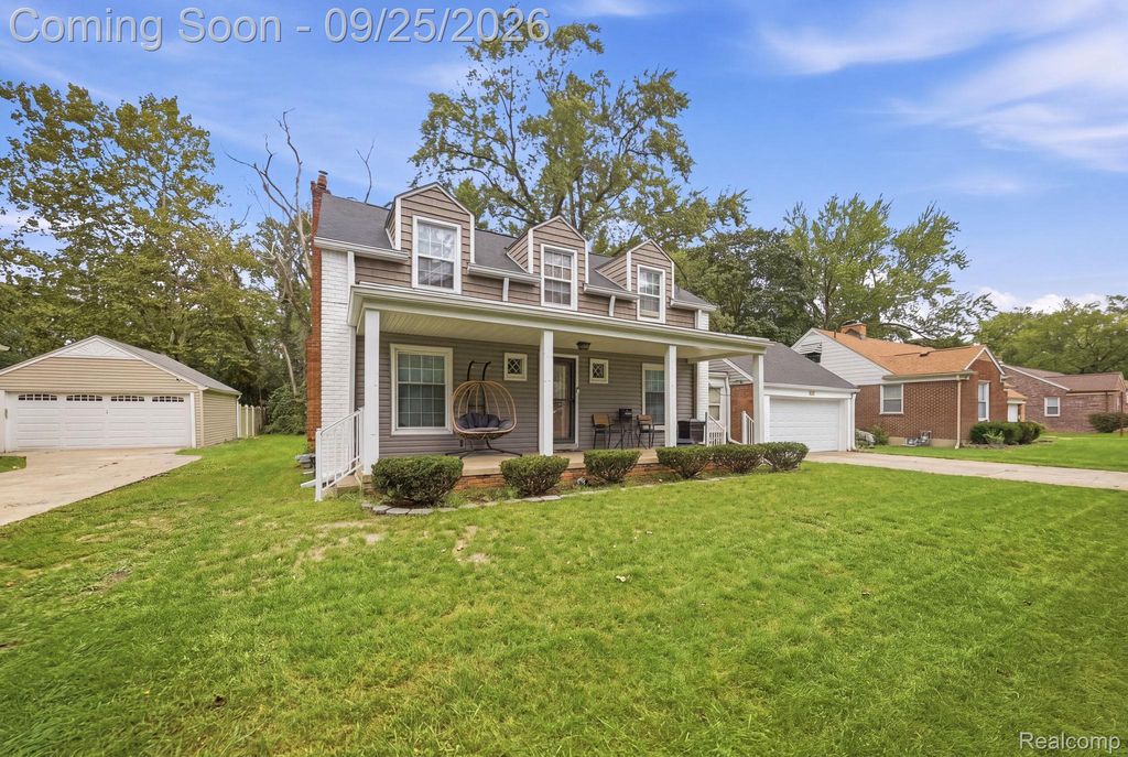 17580 Dorset Avenue, Southfield