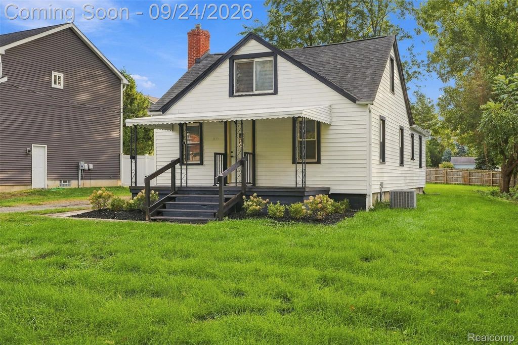 3135 Eastwood Drive, Rochester Hills