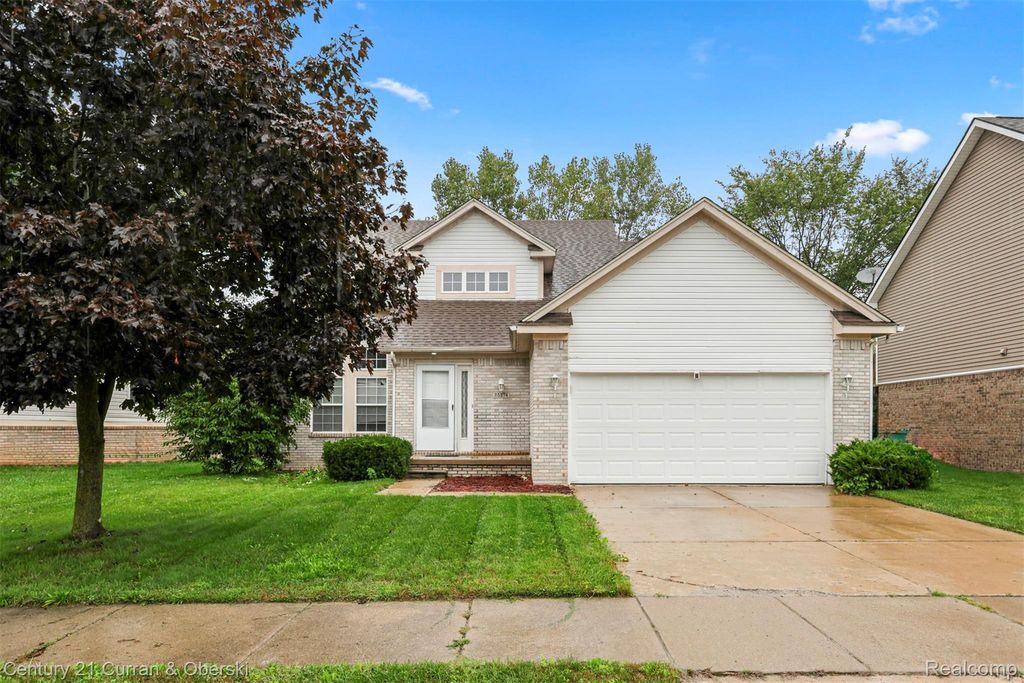 25274 Christina Drive, Brownstown