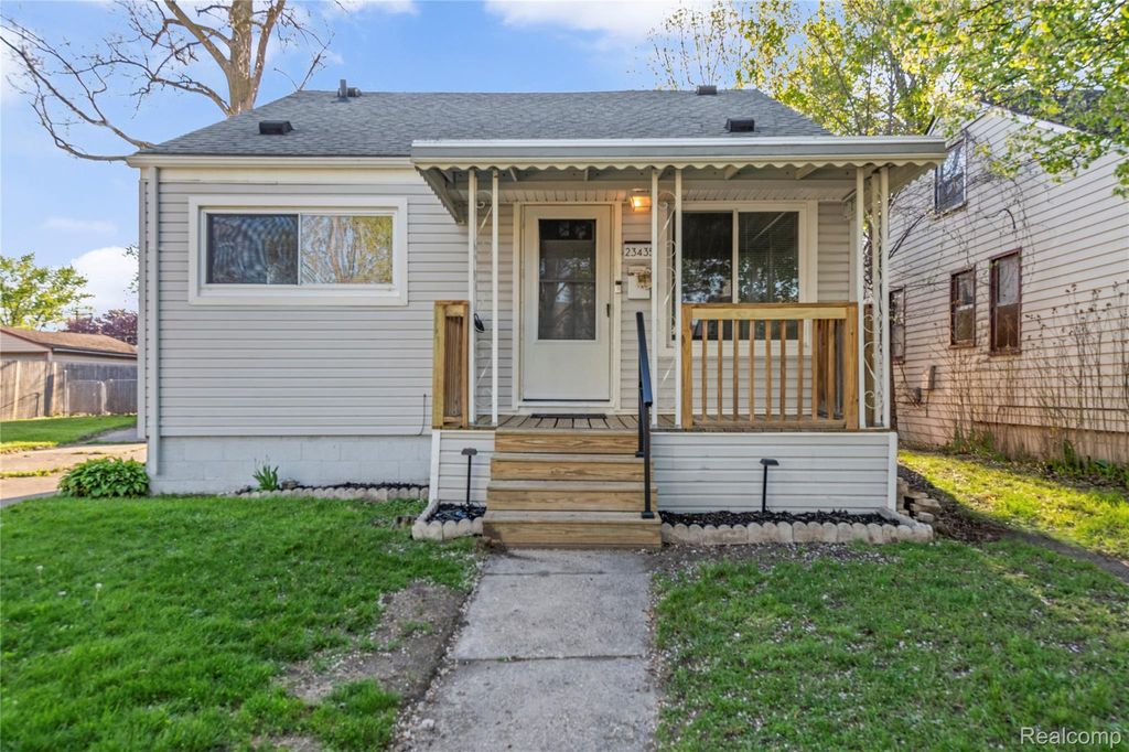 23435 Vance Avenue, Hazel Park